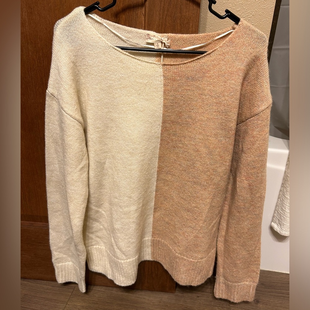 Hem & Thread NWT colorblock sweater
